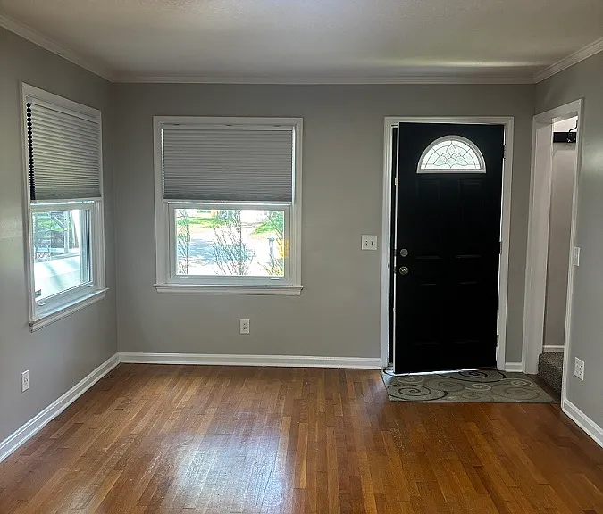 5444 Cedar St — Photo 2