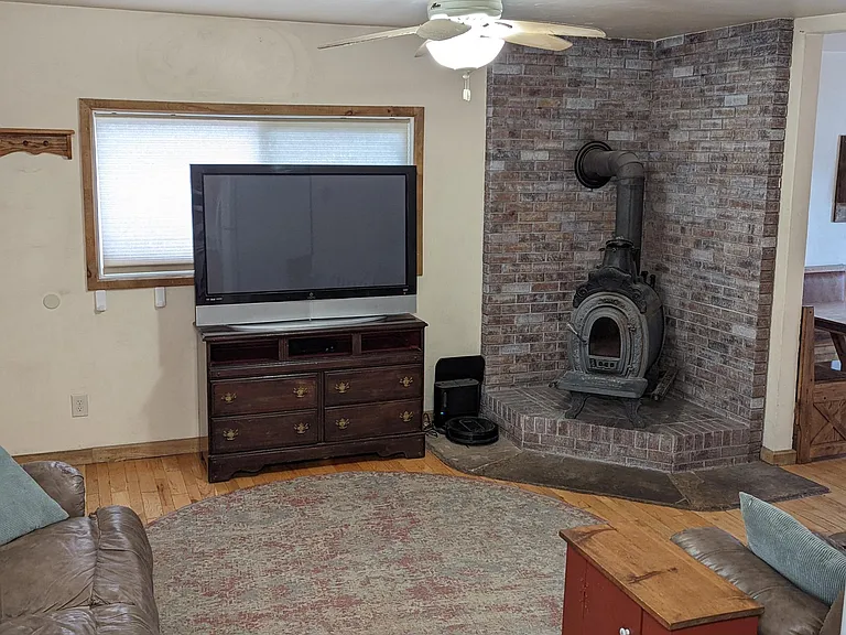 34 S Maple Ave — Photo 6
