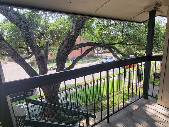 2nd image of 845 Augusta Dr #12