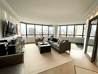 Rented by City Connections Realty