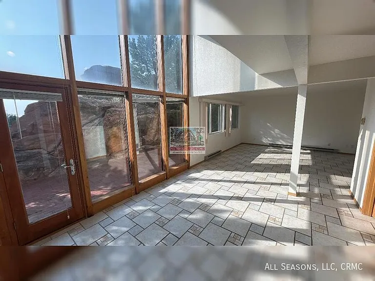 127 Yale Ave — Photo 4