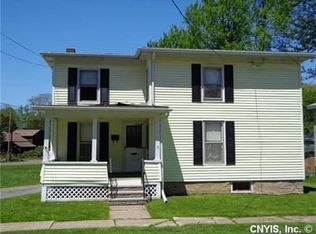 5 Spring St, Phoenix, NY 13135