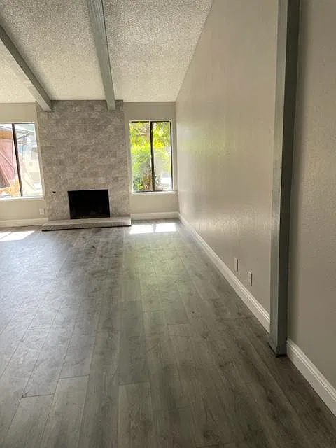 879 Osmun Cir — Photo 2
