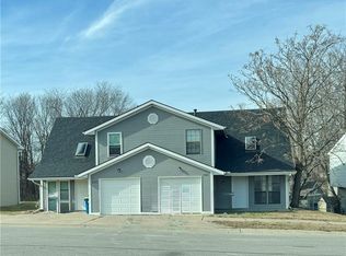 424 Spring Ave #26, Liberty, MO 64068