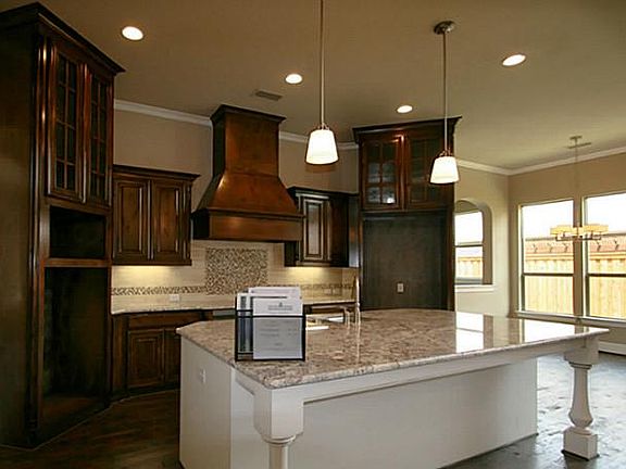 5th image of 6204 Leblanc Dr
