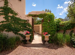304 Callecita Pl, Santa Fe, NM 87501