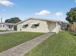 6717 Farragut St, Hollywood, FL 33024