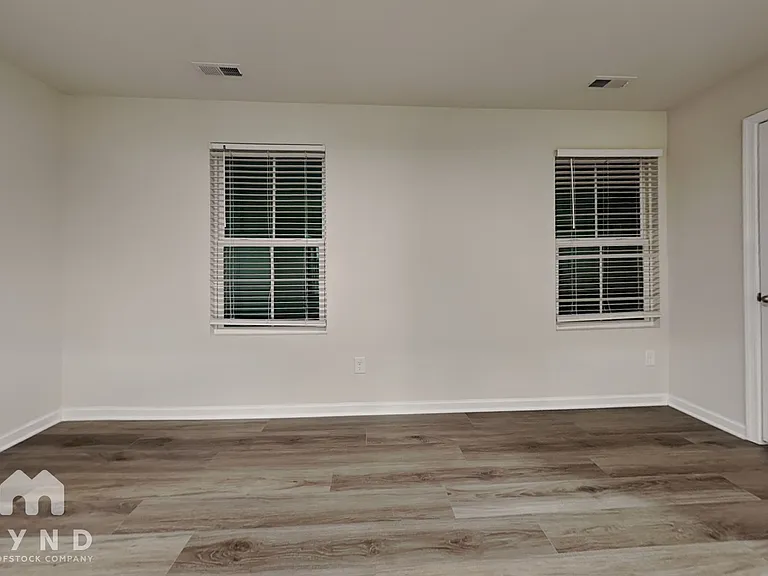 2227 Fathom Way — Photo 3