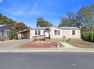 249 Trout Loop, Roseburg, OR 97471