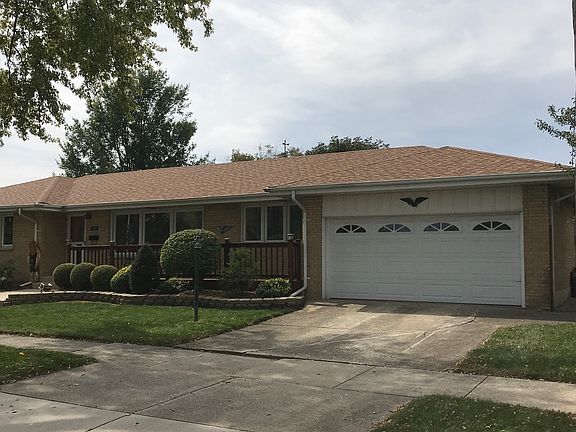 5th image of 5400 W 102nd St
