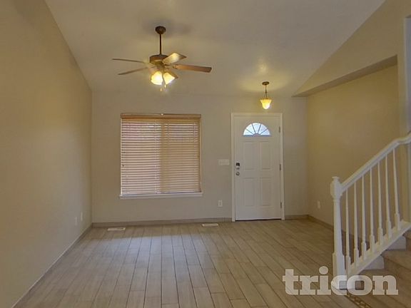 2nd image of 3207 Barbera St