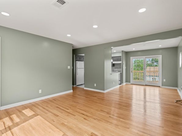 9 W Prospect St Floor 2