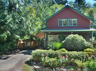 20893 Division St NE, Indianola, WA 98342