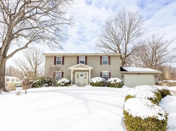 4800 Brecht Ln, Godfrey, IL 62035