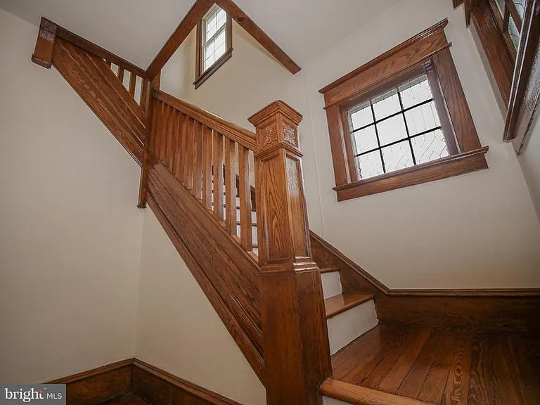 332 Crown Point Rd — Photo 10