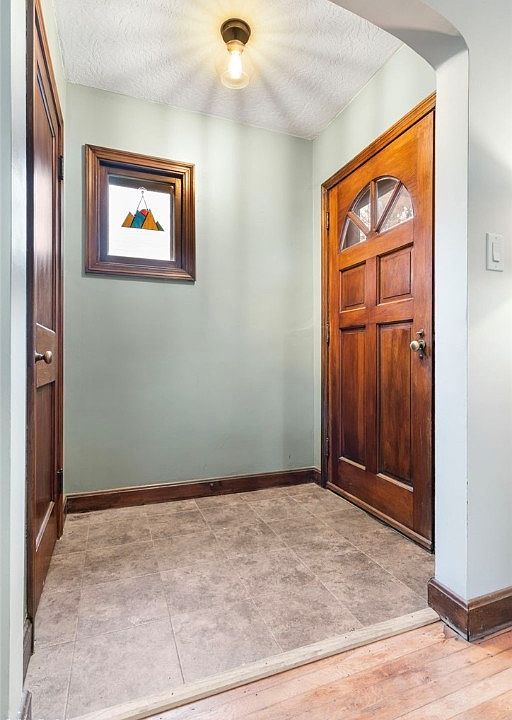 402 29th St NW, Massillon, OH 44647 Zillow