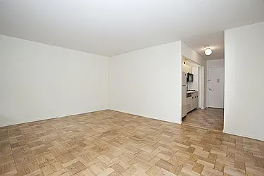 Rented by RELO REDAC INC.