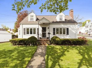 149 Chaffee Ave, Waltham, MA 02453