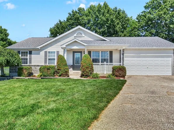 7 Red Cedar Parc Ct, O'Fallon, MO 63368