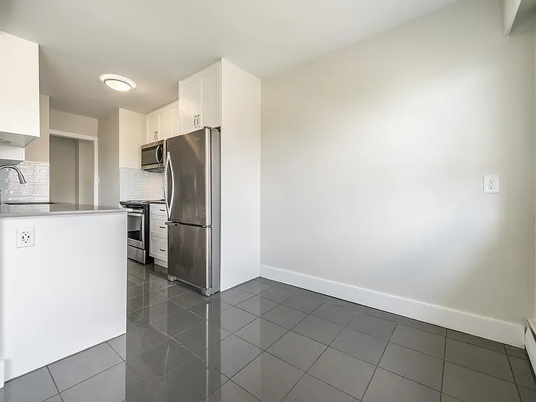 250 Oswego St #103 — Photo 5