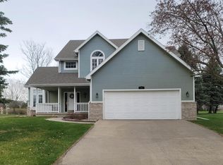 165 Windflower Bnd, Dakota Dunes, SD 57049