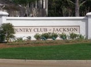 215 Winged Foot Cir, Jackson, MS 39211