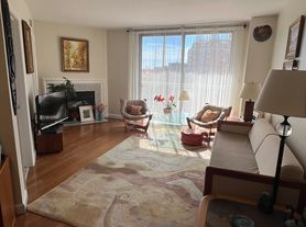 2725 Connecticut Ave NW