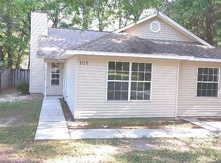 105 Fair Oaks Dr, Crestview, FL 32539