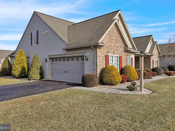 5th image of 195 Sweet Birch Ln