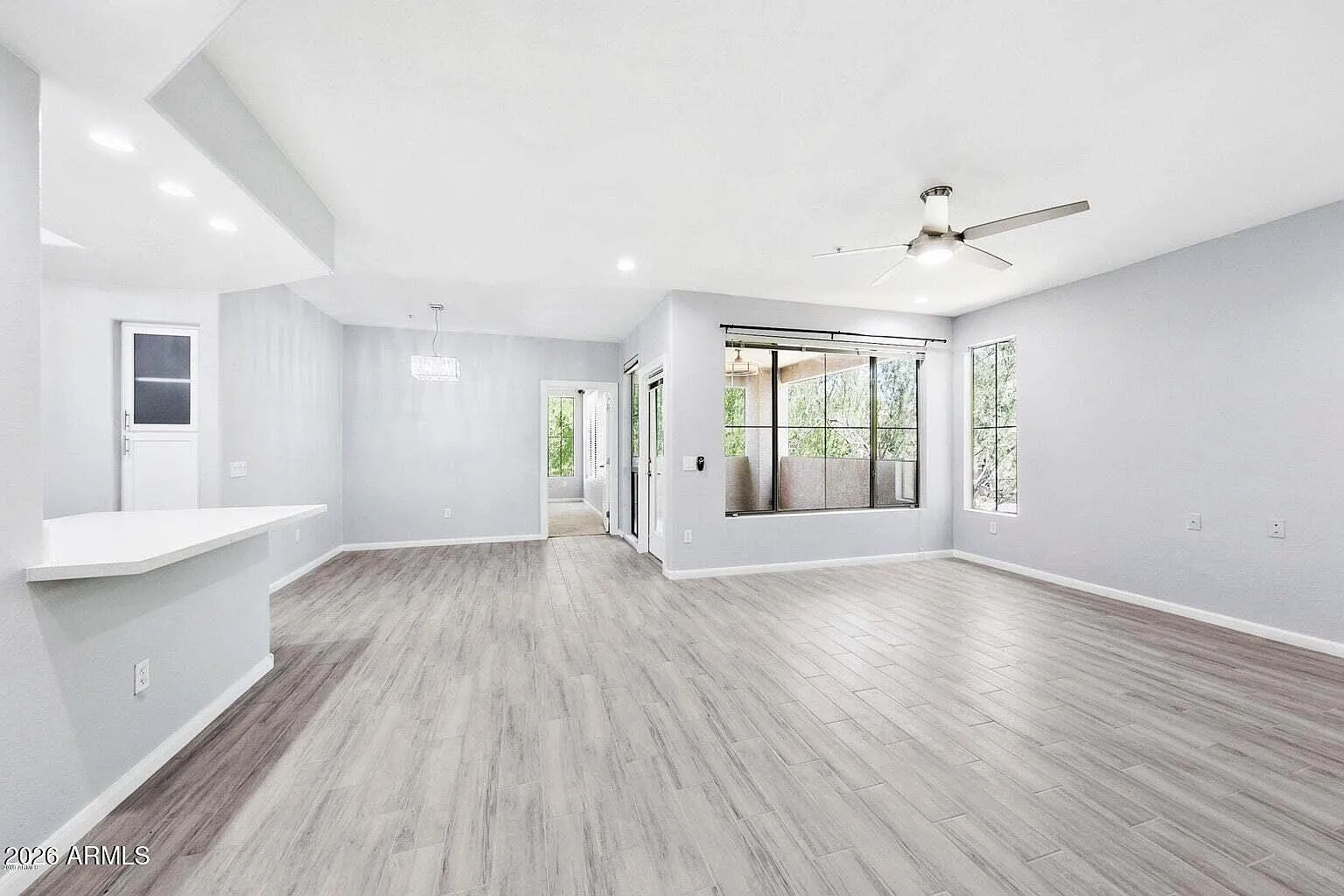 3 bed, 2.0 bath, 1319 sqft, $2,600 — Photo 3