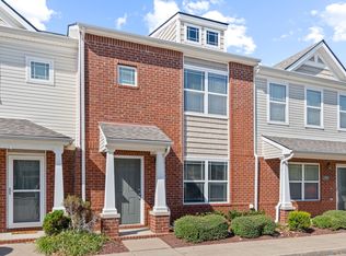 1020 Somerset Springs Dr, Spring Hill, TN 37174