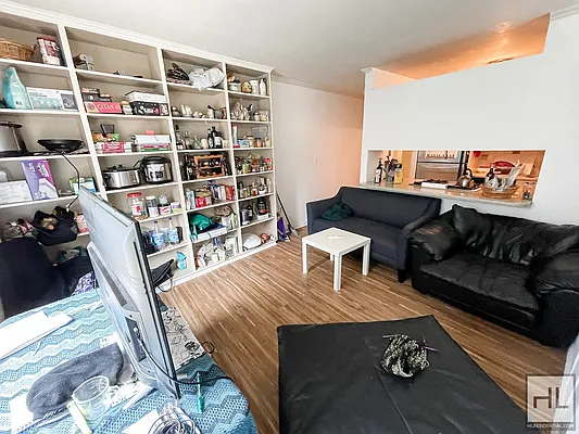 Rented by Highline Residential | media 21