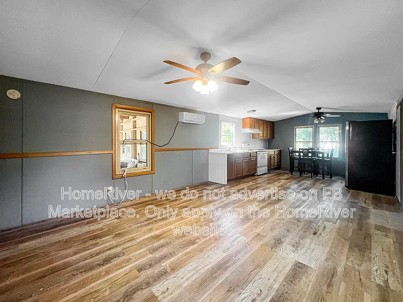 2 bed, 1.0 bath, 784 sqft, $1,150 — Photo 3