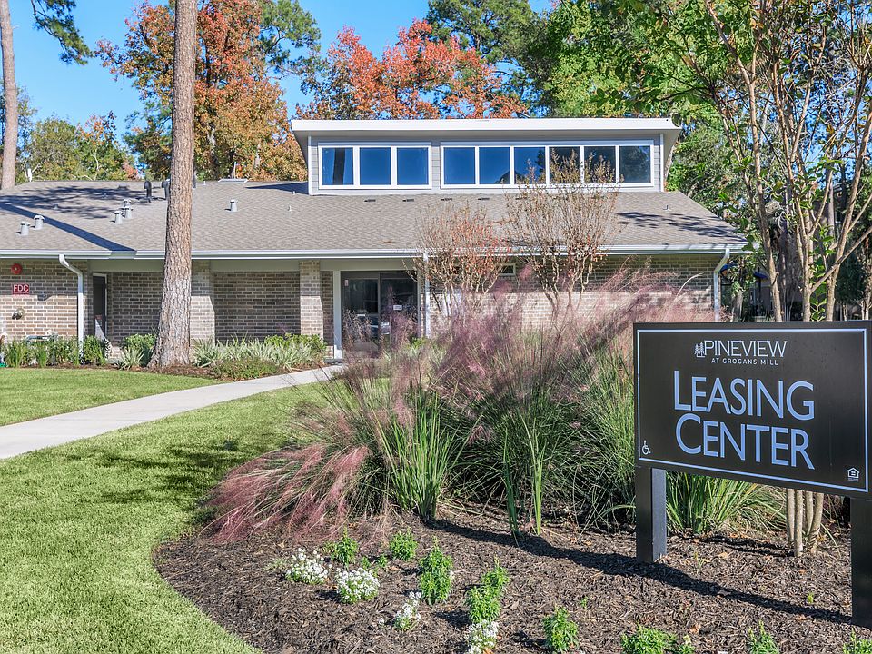 Leasing center building exterior