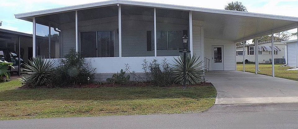 1st image of 932 Overlook Dr