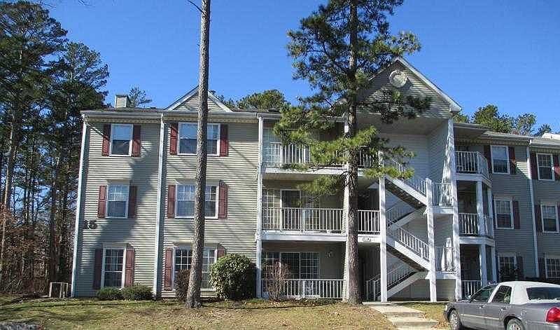 22 Iroquois Dr P16018K