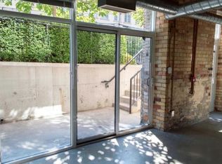 955 Queen St W #118, Toronto, ON M6J3X5