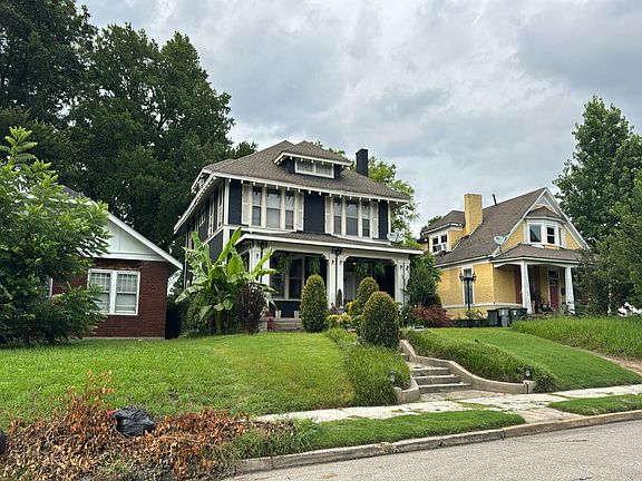 3rd image of 1380 Faxon Ave