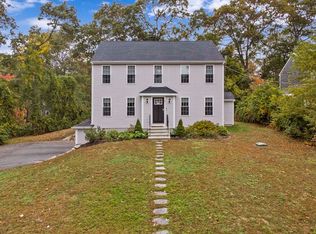 55 Indian Ave, Plymouth, MA 02360