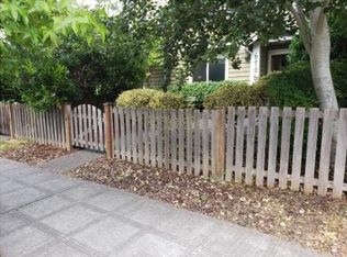 6512 42nd Ave SW #B, Seattle, WA 98136