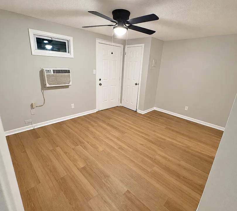 1216-1218-1220-1 N Mathewson Ave