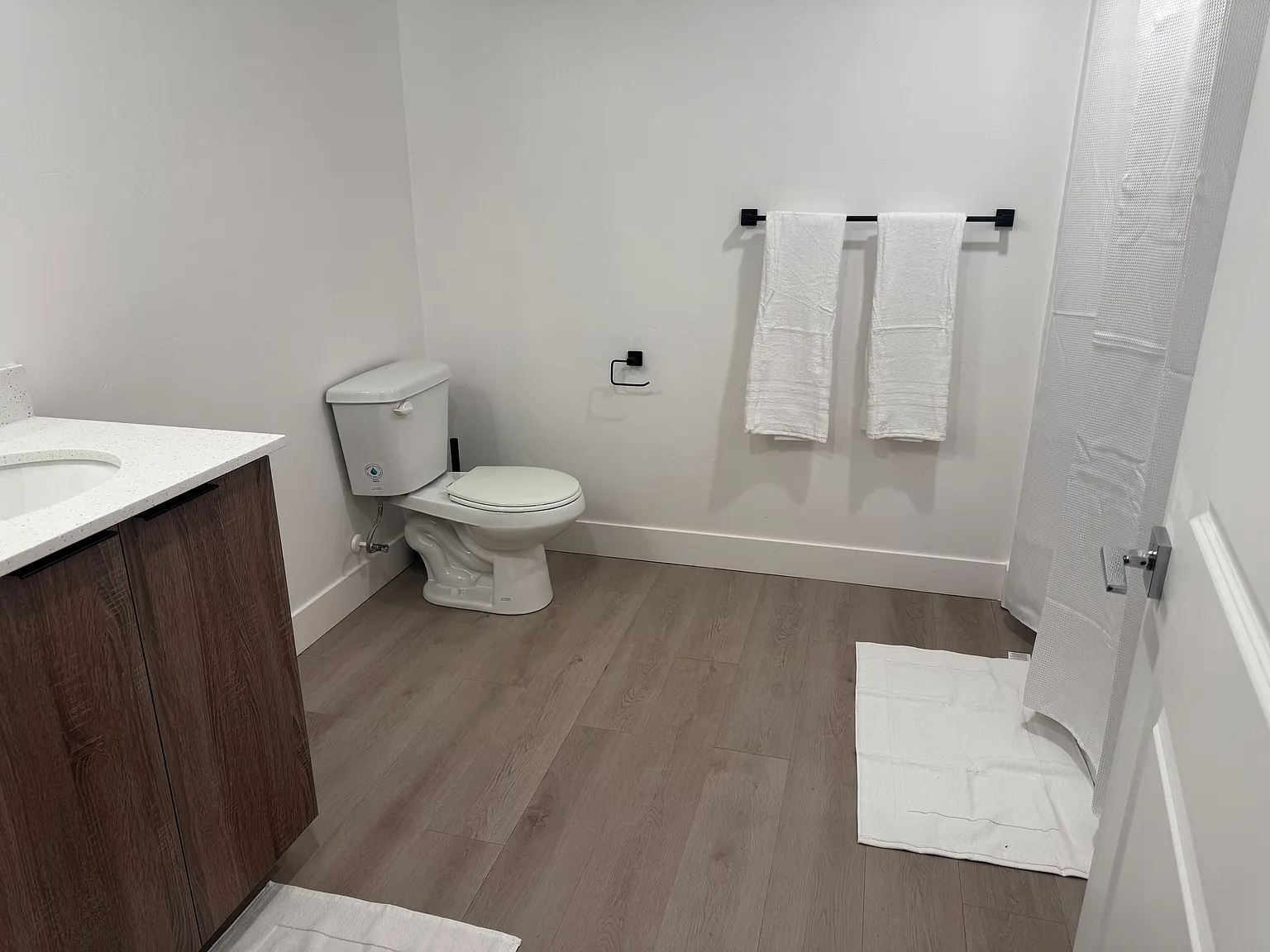 2 bed, 1050 sqft, $1,775 — Photo 4
