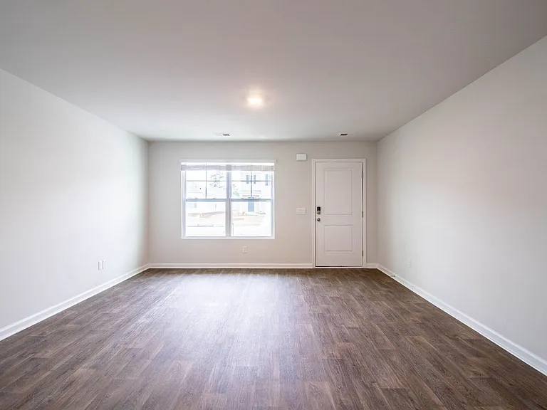 495 Coconut Dr — Photo 4