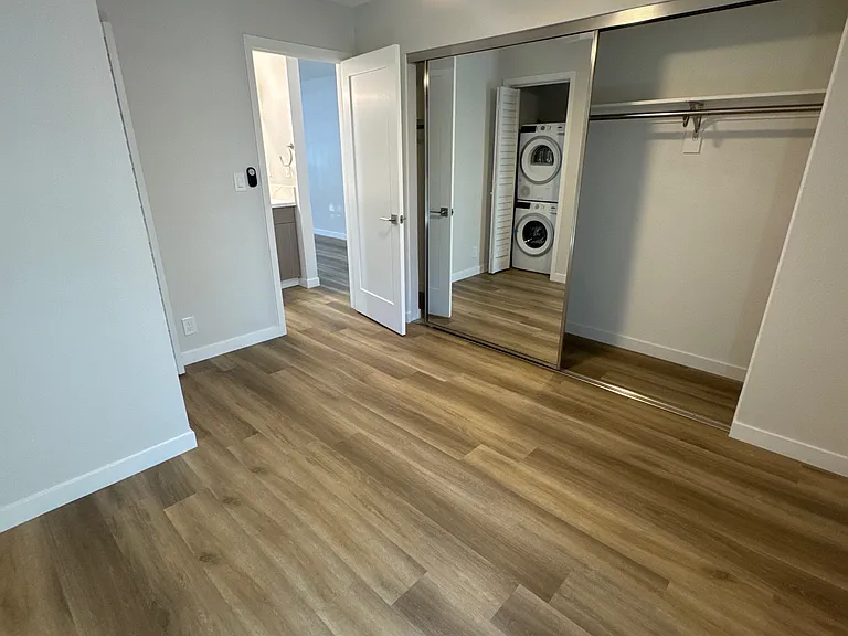 4006 Emerald — Photo 13