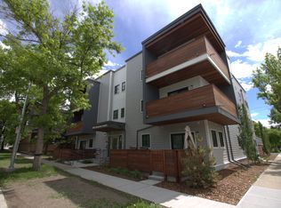 305 14th Ave NE #201, Calgary, AB T2E4G4