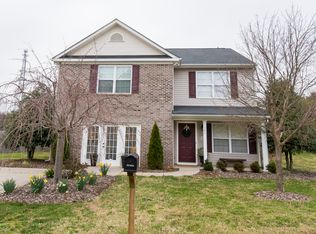 101 Northoaks Dr, Winston Salem, NC 27105