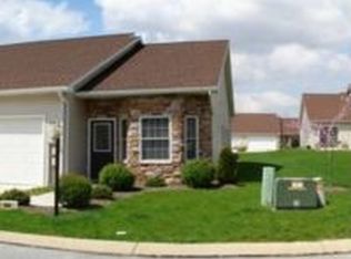 634 Northland Ln, Hanover, PA 17331