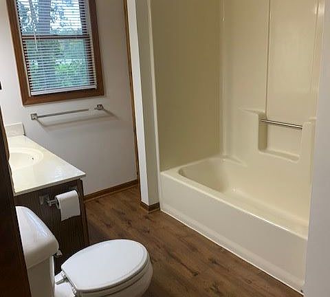 Full bath with new flooring.
