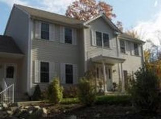 247 John Mowry Rd, Smithfield, RI 02917