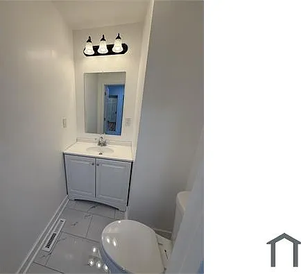 1523 Carney Ave — Photo 7